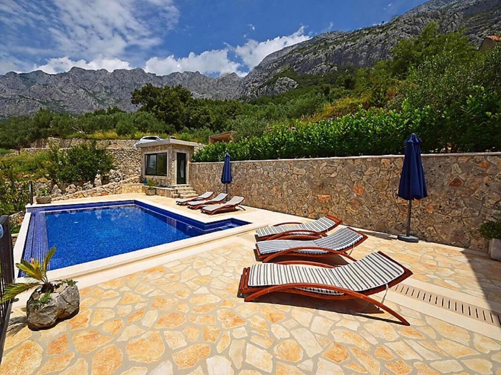 Bellavista Mit Beheiztem Pool Und Garten Ferienhaus *